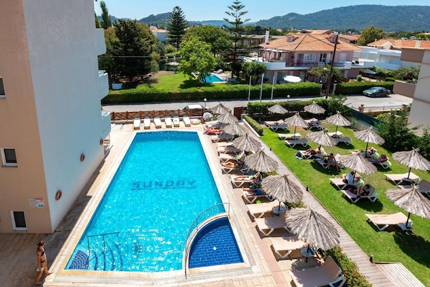 Gallery - Sunday Hotel