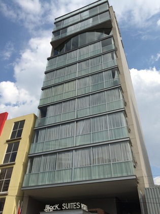 Gallery - Hotel Block Suites