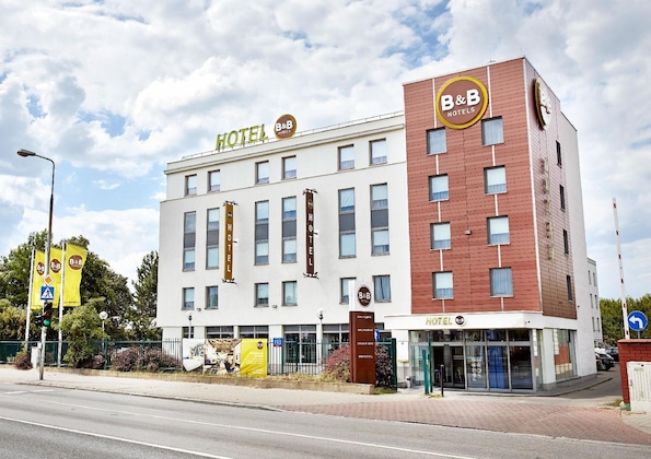 Gallery - B&B Hotel Warszawa-Okęcie
