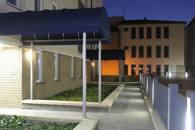 Gallery - Warsaw Apartments Magnolie