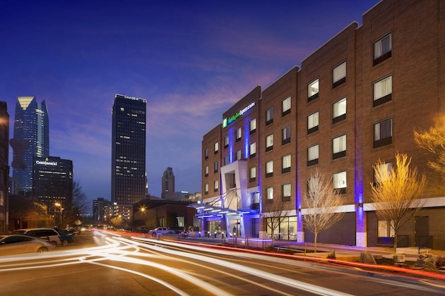 Gallery - Holiday Inn Express & Suites Oklahoma City Downtown - Bricktown, An Ihg Hotel