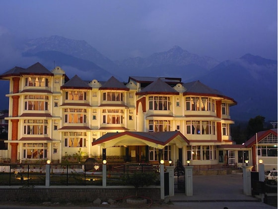 Gallery - Club Mahindra Dharamshala