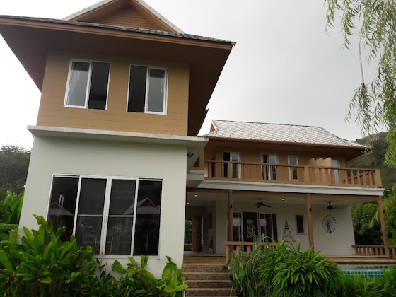 Gallery - Sakoo Valley Naithon Beach
