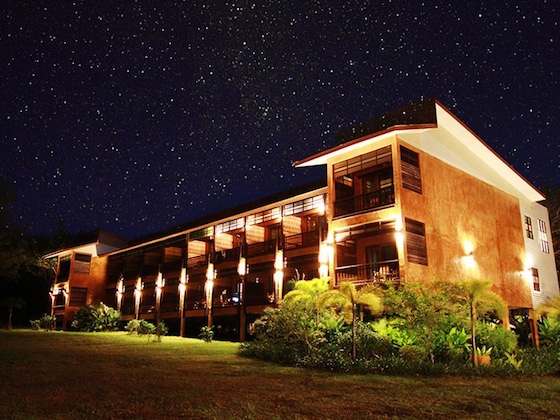 Gallery - The Cinnamon Art Resort And Spa