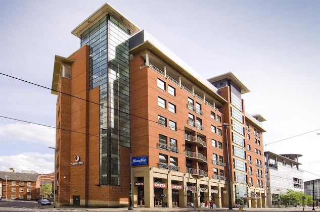 Gallery - Premier Inn Manchester Central