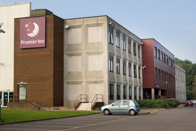 Gallery - Premier Inn Cardiff