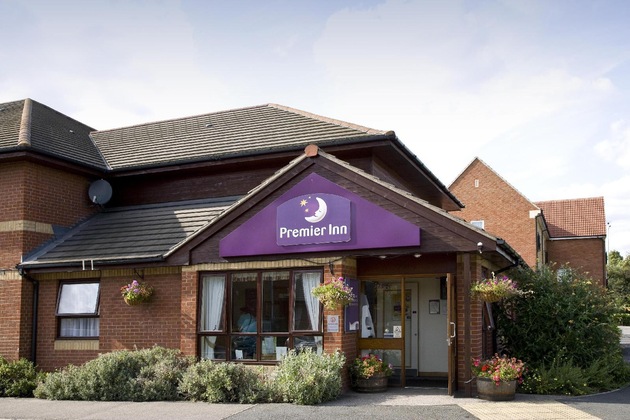 Gallery - Premier Inn Thurrock East