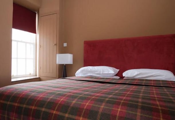 Gallery - Royal Mile Residence