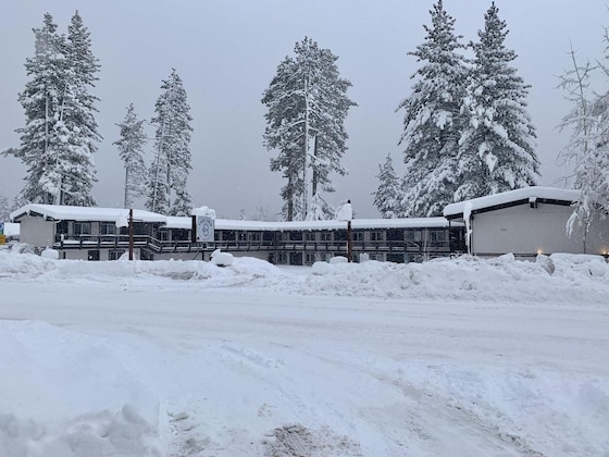 Gallery - The Inn At Boatworks