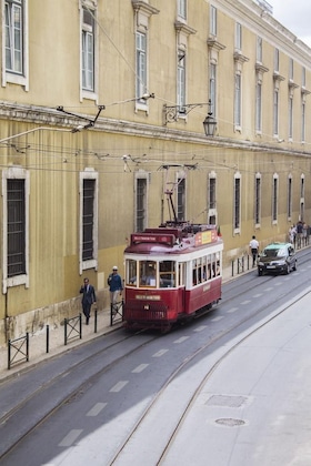Gallery - Lisbon Arsenal Suites