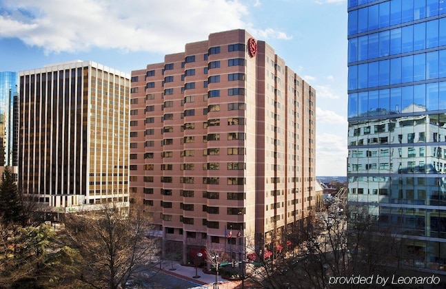 Gallery - Sheraton Suites Wilmington Downtown