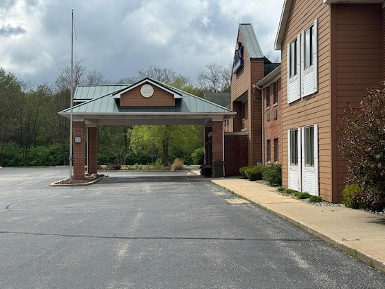 Gallery - Baymont By Wyndham Mishawaka South Bend Area