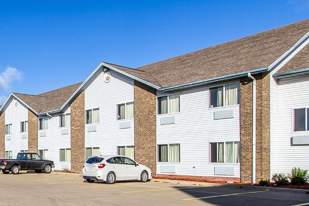 Gallery - Econo Lodge & Suites