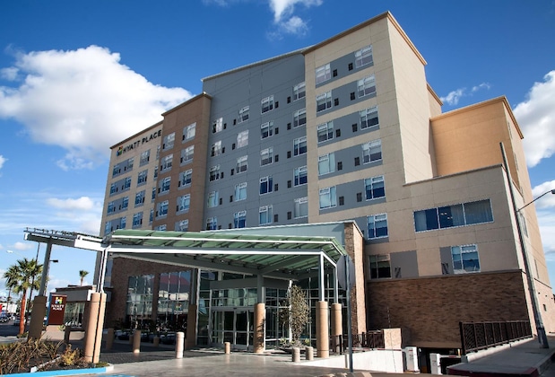 Gallery - Hyatt Place Tijuana