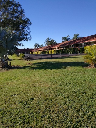 Gallery - Lakeside Lodge Motel