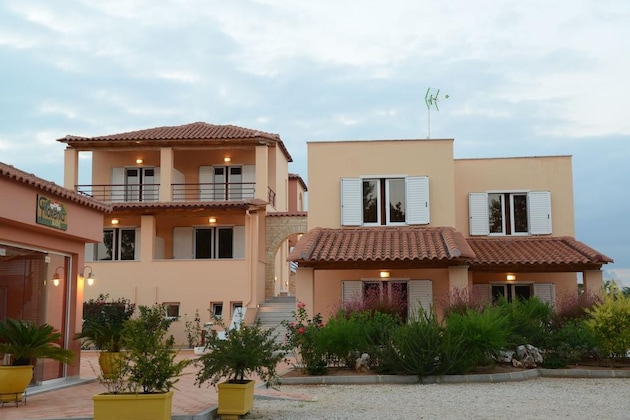 Gallery - Maria's Filoxenia Suites