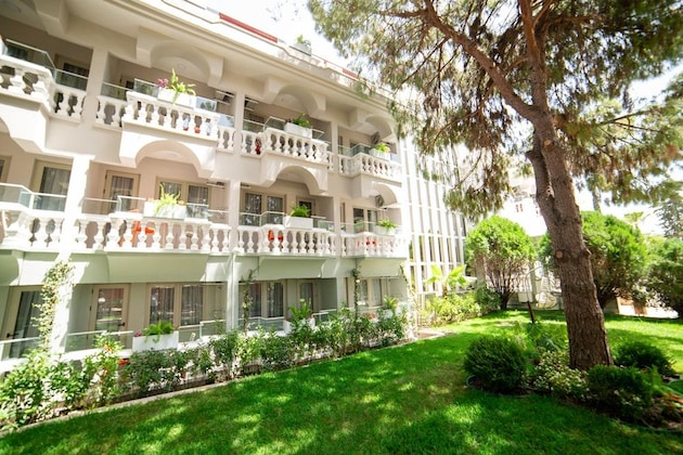 Gallery - Rose Garden Premium Hotel