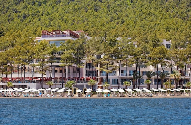 Gallery - Orka Lotus Beach Hotel