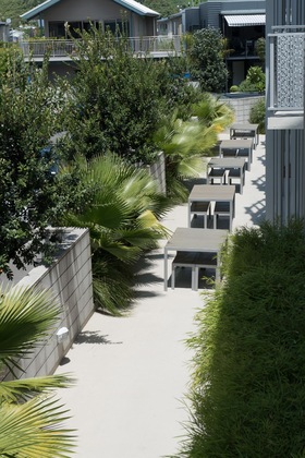 Gallery - Navigate Seaside Hotel