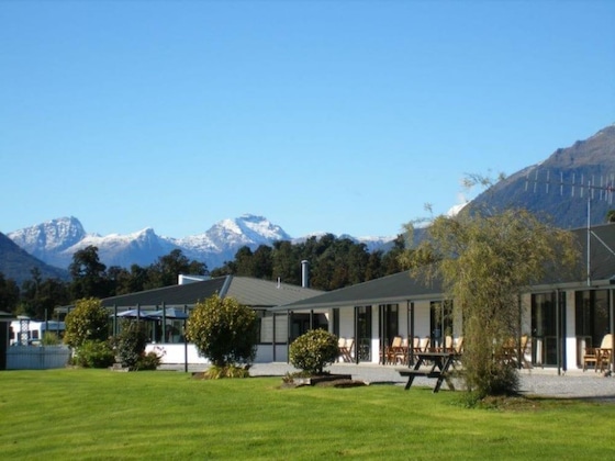 Gallery - Heritage Park Lodge