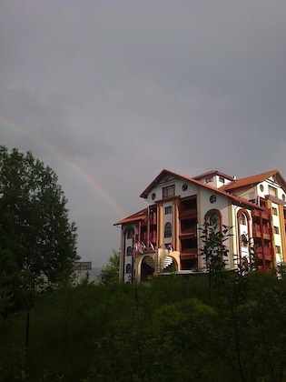Gallery - Predeal Comfort Suites
