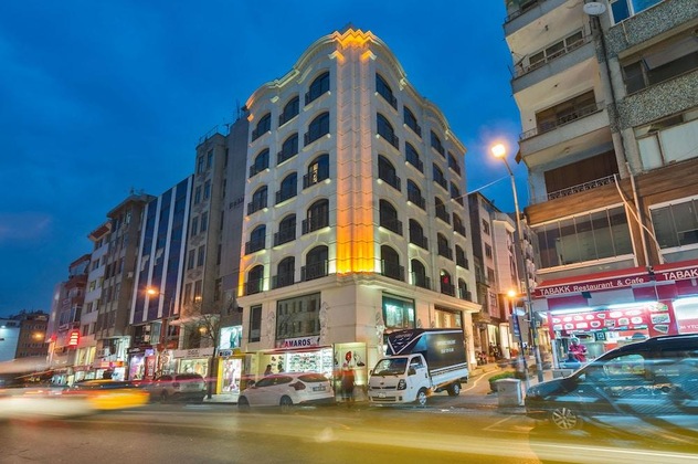 Gallery - Darkmen 2 Hotel