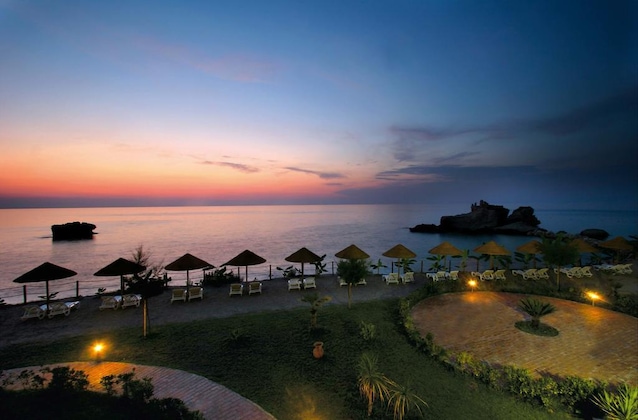 Gallery - Sunshine Beach Resort