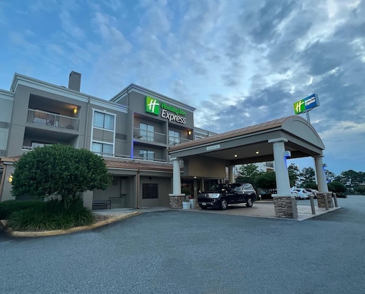 Gallery - Holiday Inn Express Tifton By Ihg