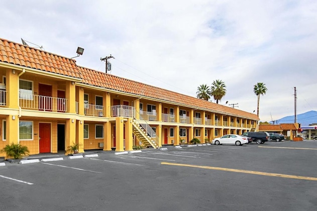 Gallery - Econo Lodge San Bernardino I-215