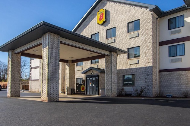 Gallery - Super 8 By Wyndham Uniontown Pa