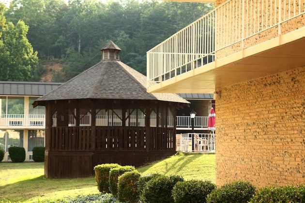 Gallery - Quality Inn Dutch Inn