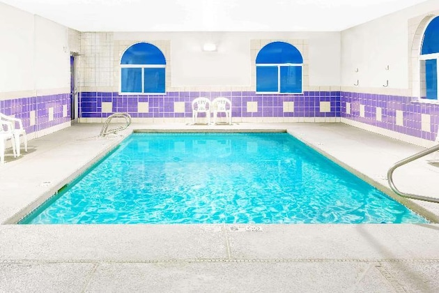 Gallery - Super 8 By Wyndham Price