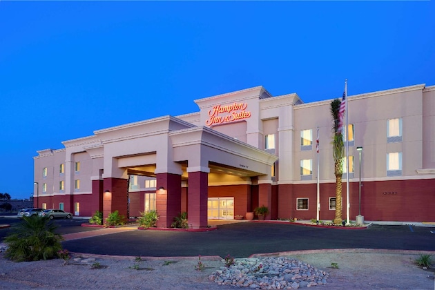 Gallery - Hampton Inn & Suites Blythe