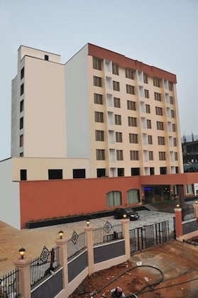Gallery - Cambay Sapphire Neemrana