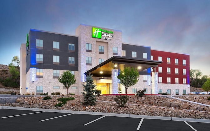 Gallery - Holiday Inn Express & Suites Price By Ihg