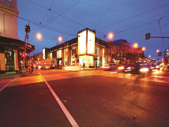 Gallery - Oaks Melbourne South Yarra Suites