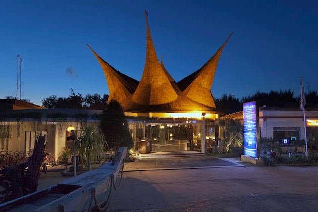 Gallery - Aston Sunset Beach Resort
