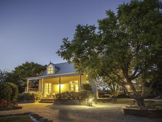 Gallery - Vineyard Cottages