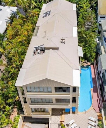 Gallery - Silkari Reflections Of Port Douglas