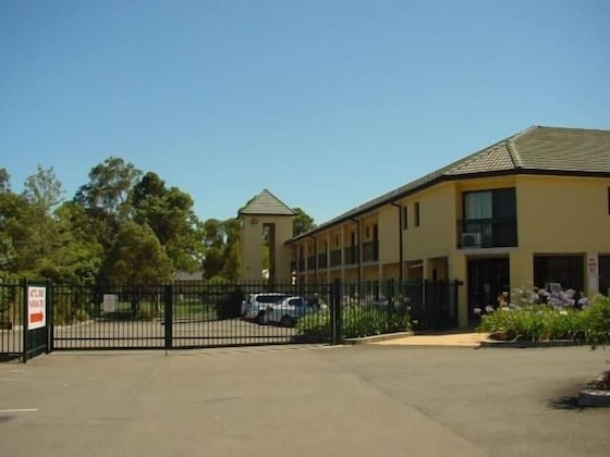 Gallery - St. Marys Park View Motel