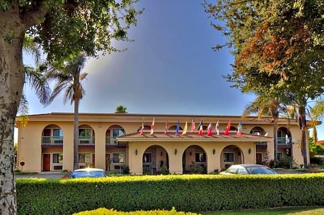 Gallery - Executive Inn And Suites Morgan Hill