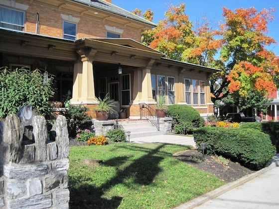 Gallery - Walton Manor Inn Bed & Breakfast