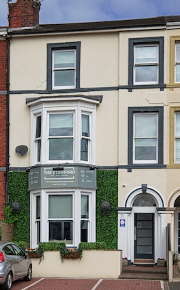 Gallery - The Stamford Apartment