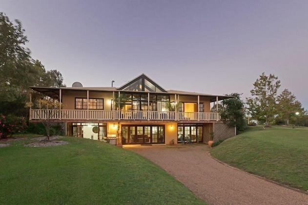Gallery - Woolshed Hill Estate
