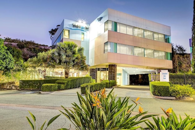 Gallery - Springfield Lakes Boutique Hotel