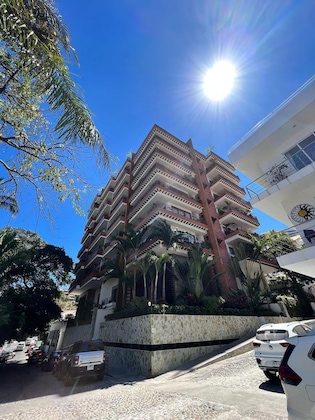 Gallery - Pinnacle Resorts 220