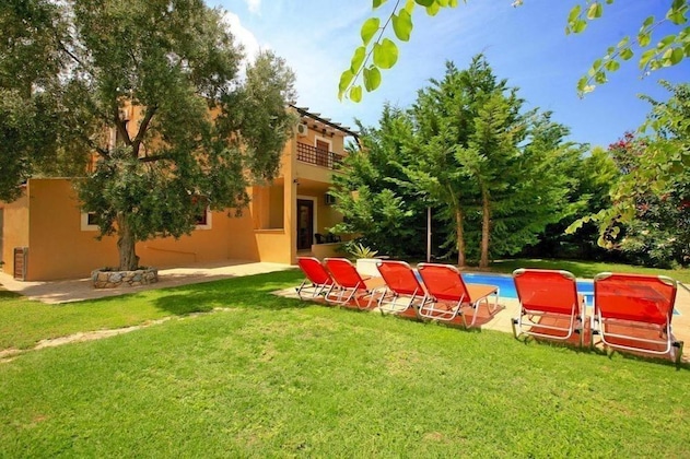 Gallery - Uphoria Villas