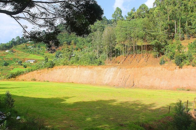 Gallery - Bunyonyi Safaris Resort