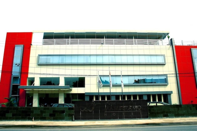 Gallery - Royal Mamberamo Hotel