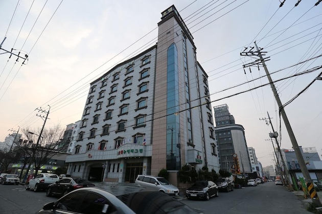 Gallery - Hotel New Evergreen